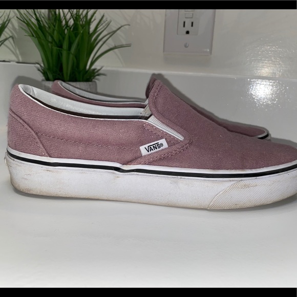 Vans - Picture 2 of 6